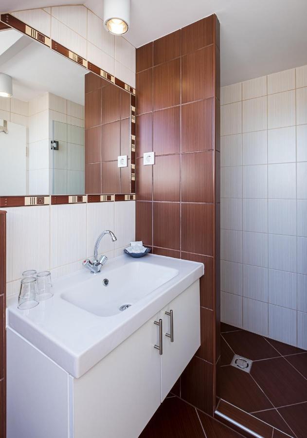 Babi Guesthouse - Babi Vendeghaz Balatonfured Luaran gambar
